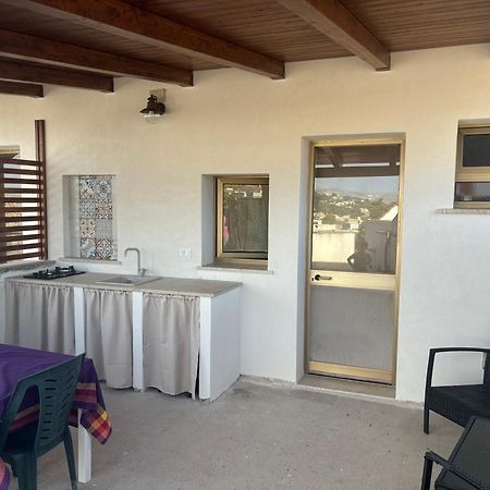 Camere Con Terrazzino Valderice Exteriör bild