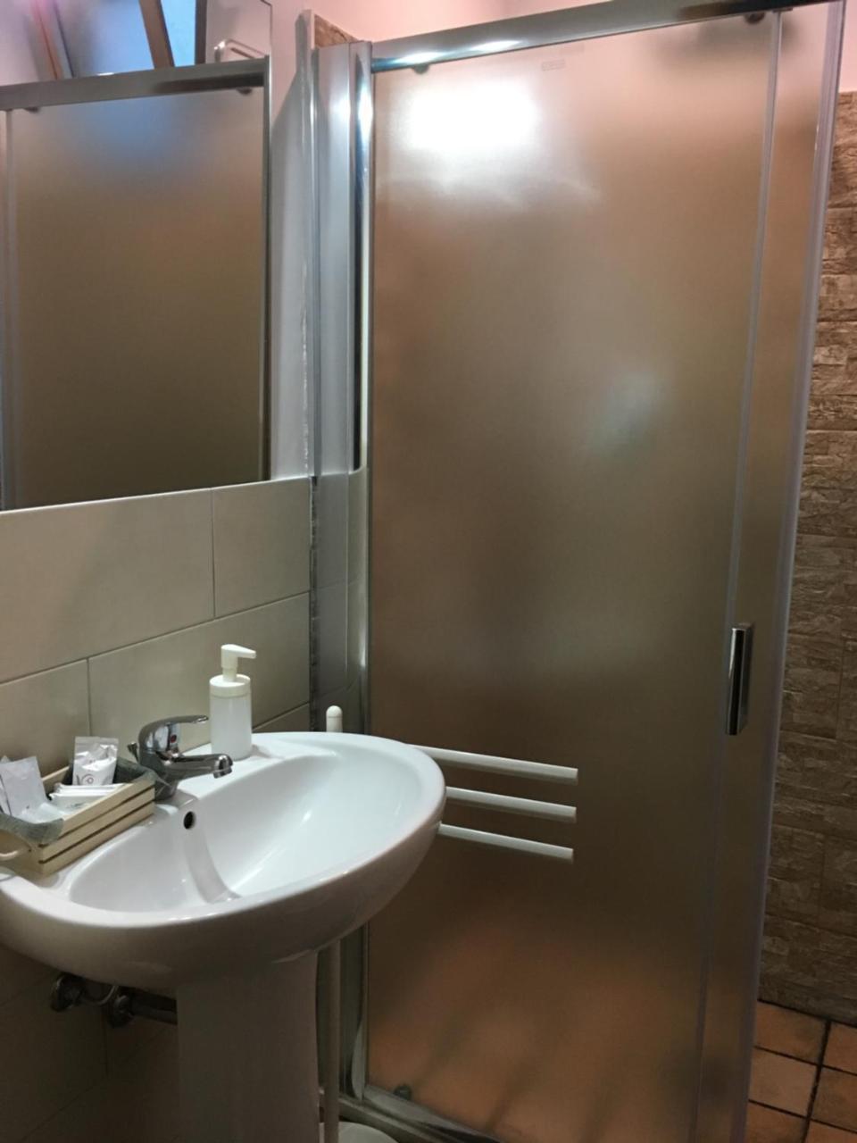 Camere Con Terrazzino Valderice Exteriör bild